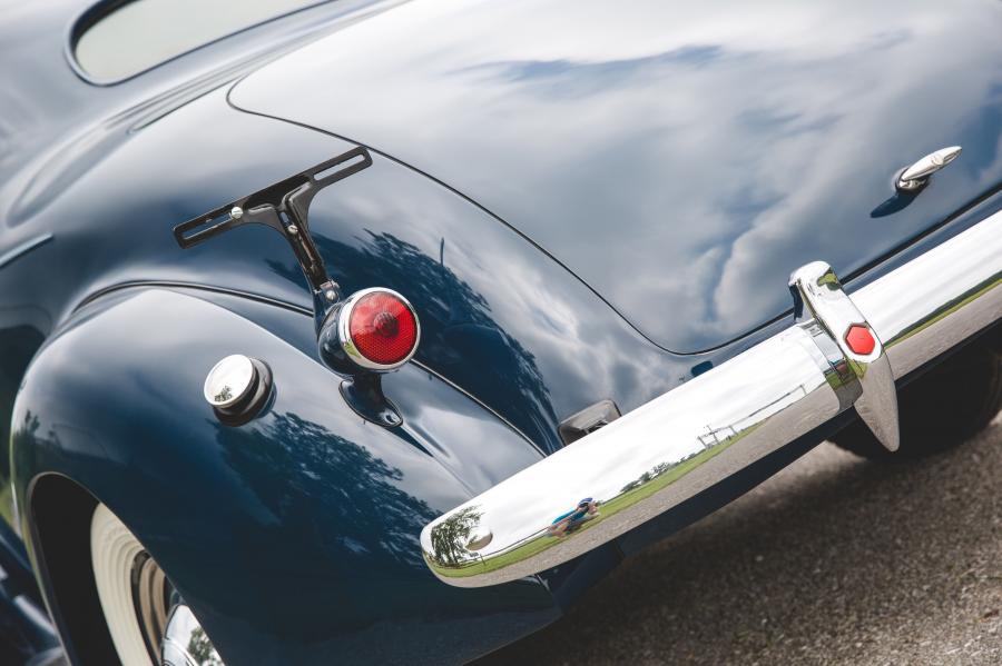 Детали экстерьера Packard Six Business Coupe (115-C 1088) 1937 года  (фото 11 из 28)